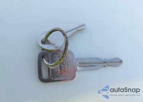 1993 Suzuki Sidekick Ja/Jx/Jlx из США, поврежденный, VIN 2S3TA01C2P6404018